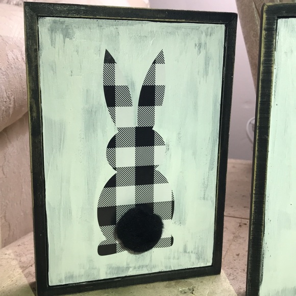 🎉🎉 CLOSET CLEAR OUT 🎉🎉Farmhouse Pair of Bunnies - Picture 3 of 4